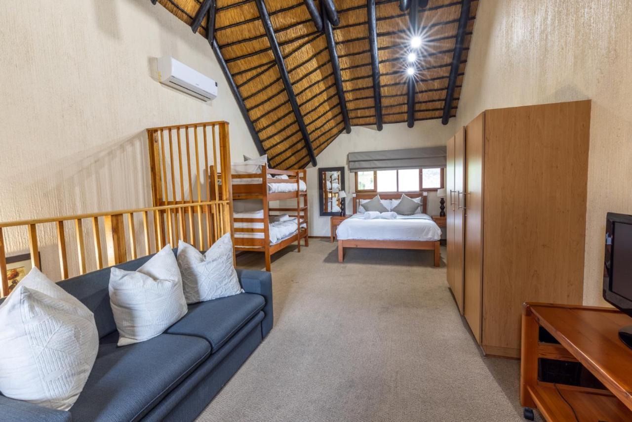 Legend Safaris 257A - In Kruger Park Lodge Hazyview Exteriér fotografie